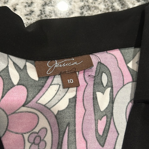 Jessica, size 10, short sleeve, floral, dress with belt, stretch, multicolour - Picture 7 of 9